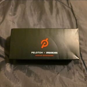 NEW Peloton x Urbanears Sumpan Earbuds - Black -